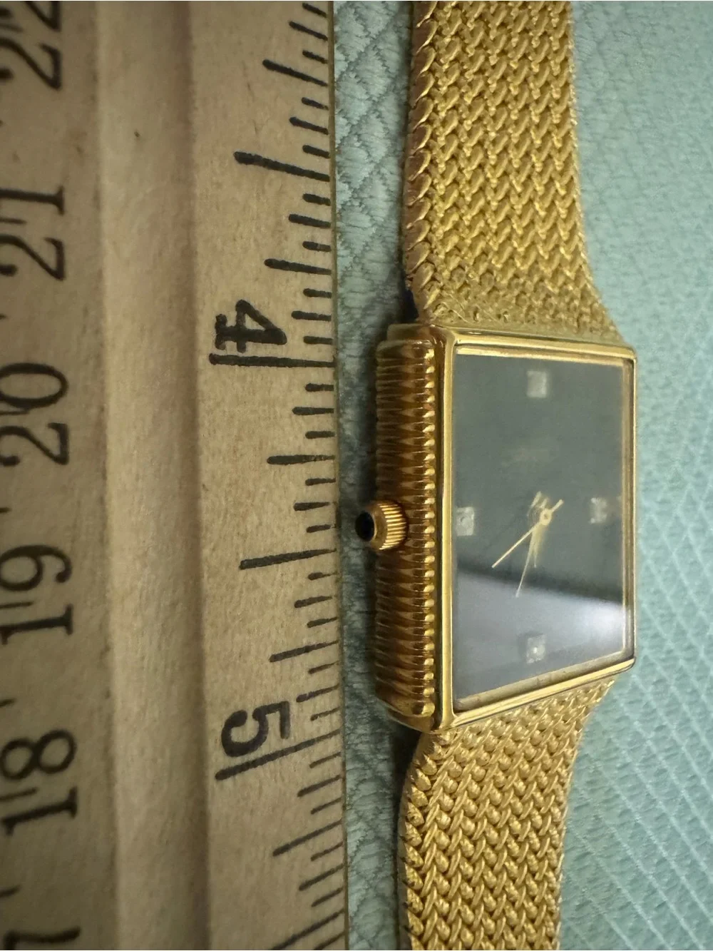 Xavier Diamond Quartz Gold Tone Watch with Black Dial. WORKS